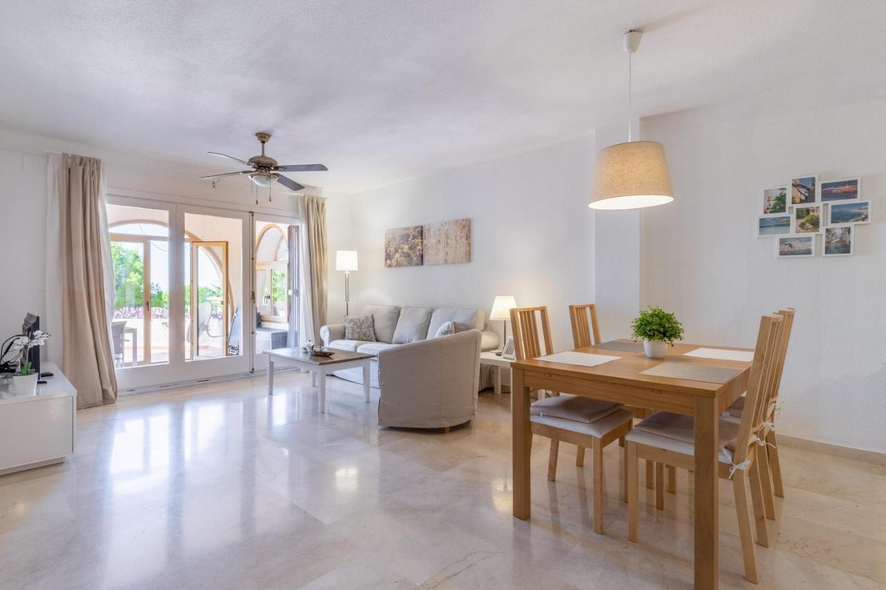 Simplicity Luxury Apartment 阿尔啼 外观 照片